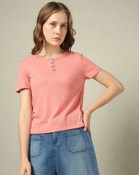 women ribbed tailored fit round-neck t-shirt