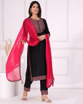 women round-neck straight kurta set