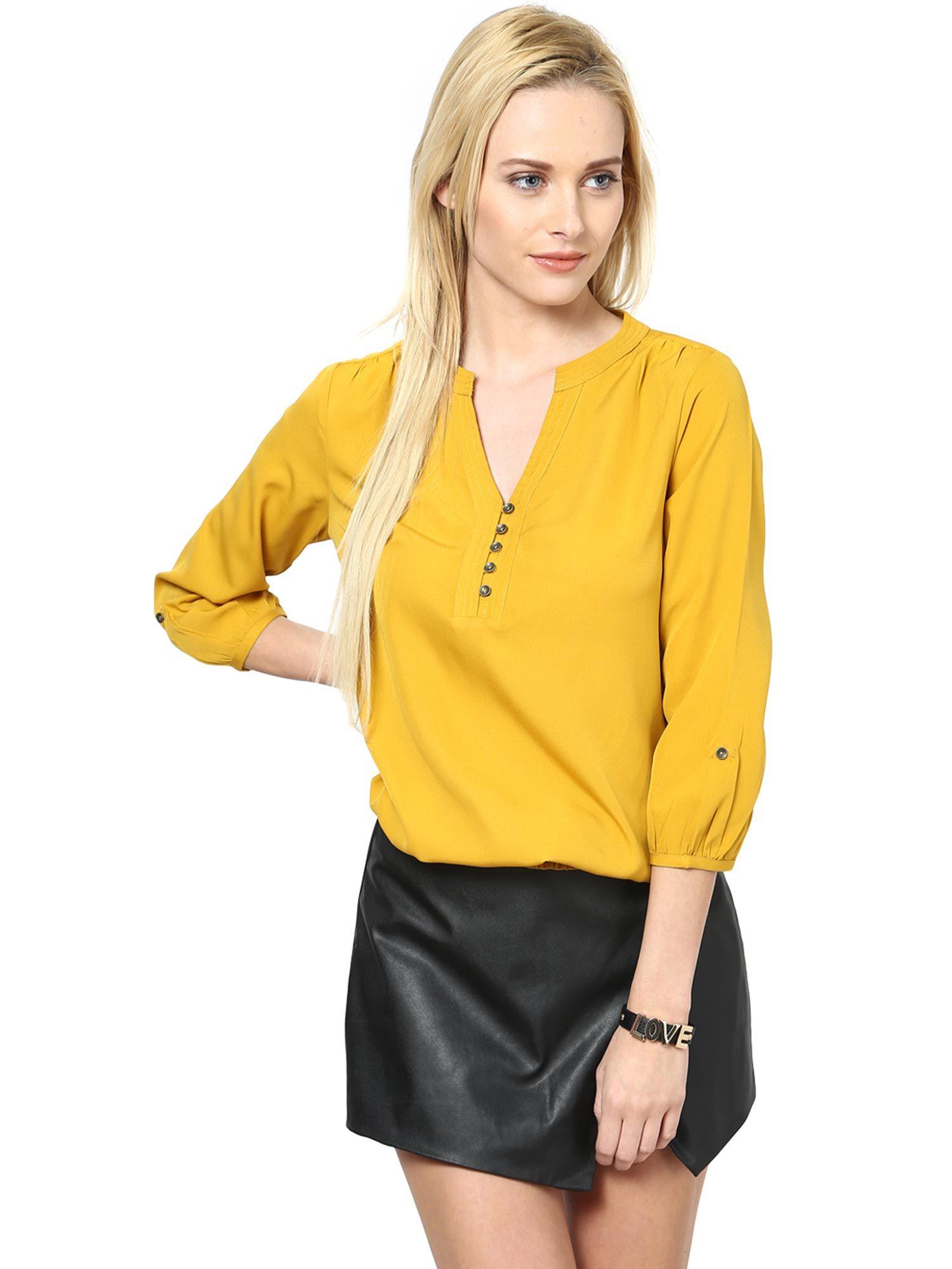 women round neck three-quarter sleeves solid top