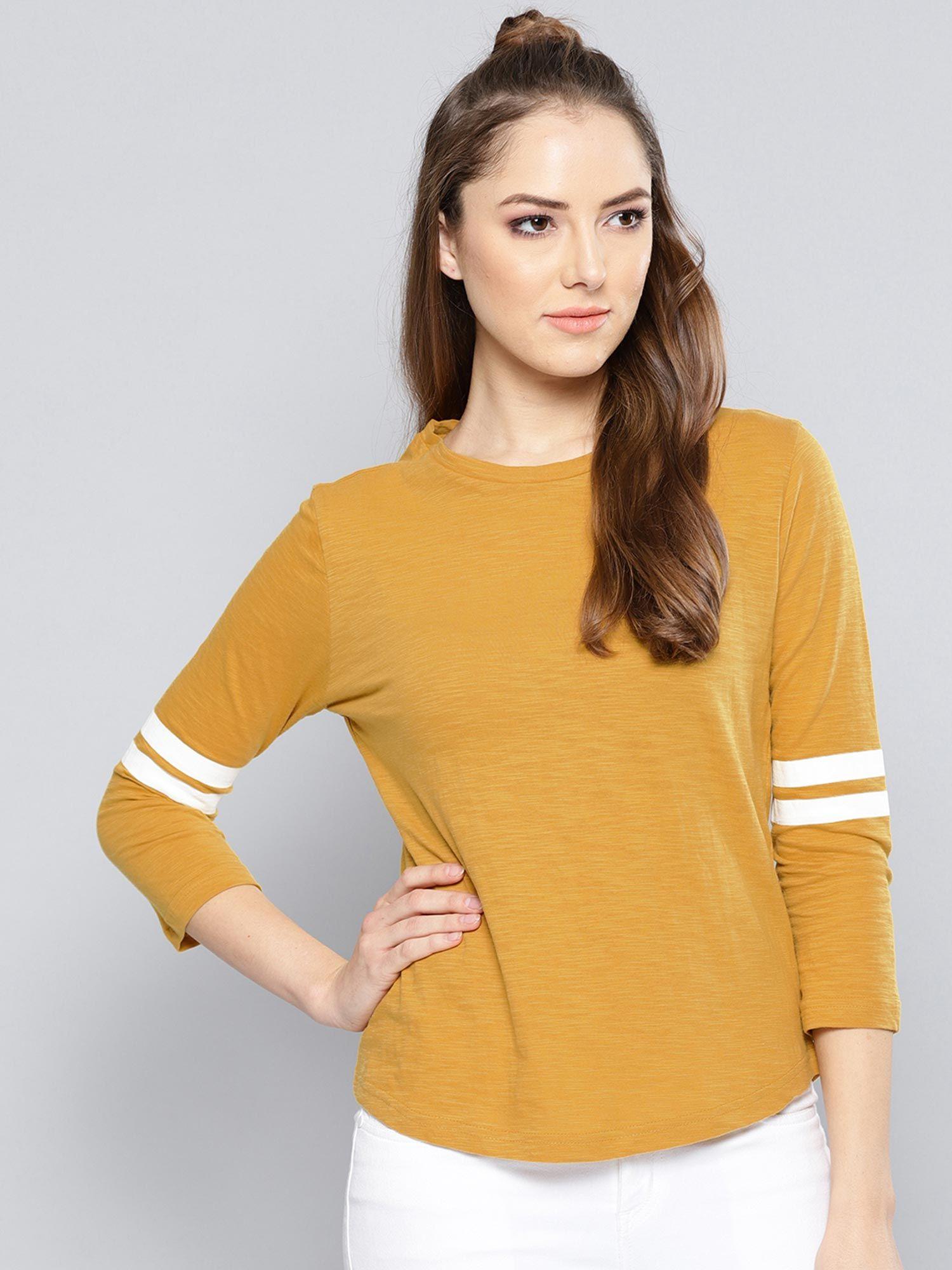 women round neck three-quarter sleeves solid top