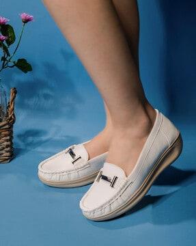 women round-toe bit loafers