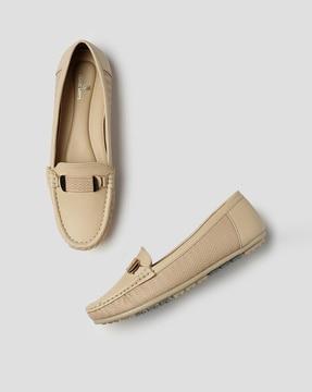 women round-toe slip-on loafers