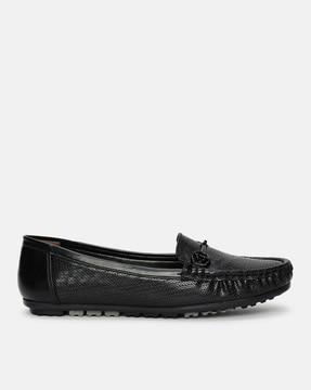 women round-toe slip-on loafers