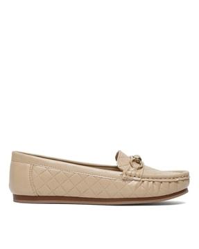 women round-toe slip-on loafers