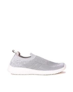 women round-toe slip-on running shoes