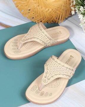 women round-toe slip-on sandals