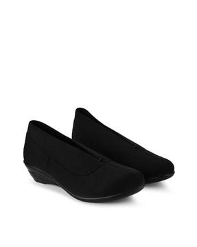 women round-toe slip-on shoes