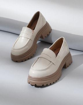 women round-toe slip-on shoes