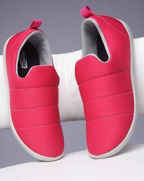 women round-toe slip-on shoes