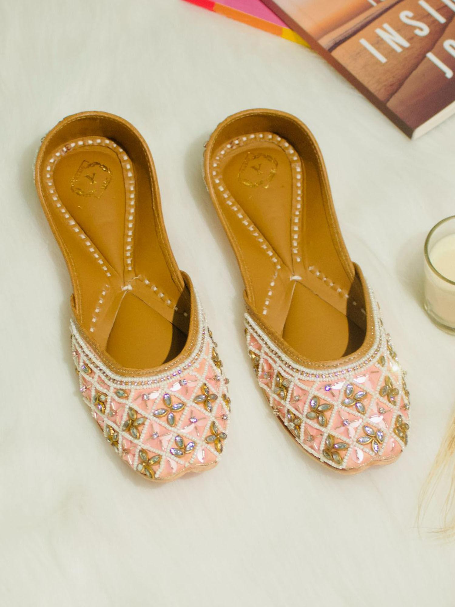 women sadia embroidered pink juttis