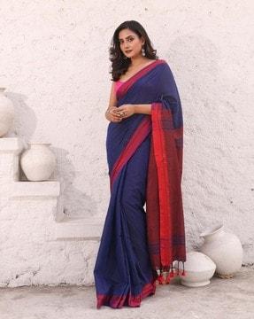 women saree with contrast striped pallu