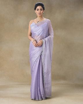 women saree with cut-out  border