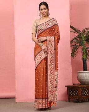 women saree with printed border