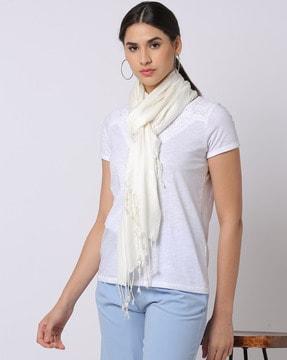 women scarf with tasseled hem