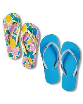 women set of 2 printed thong-strap flip-flops