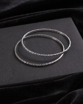 women set of 2 silver-plated bangles