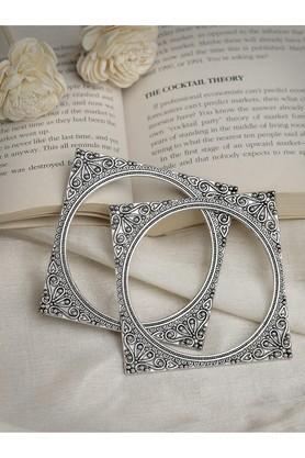 women set of 2 silver-toned oxidized square shaped bangles