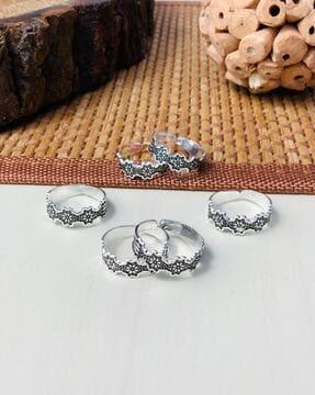 women set of 3 silver-plated floral adjustable toe rings