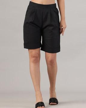 women shorts with elasticated waist