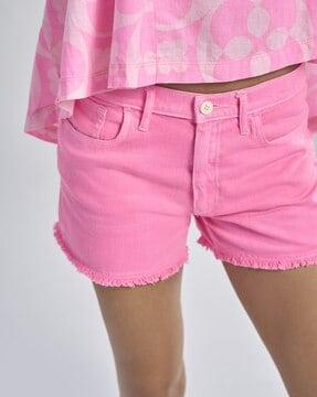 women shorts with frayed hem