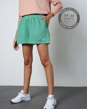 women shorts with insert pockets