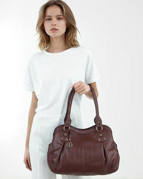women shoulder bag with zip closure