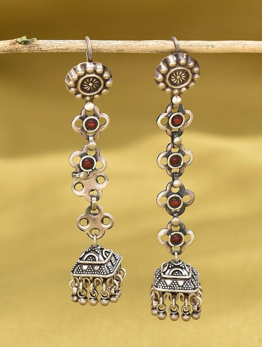 women silver fish lock silver earrings