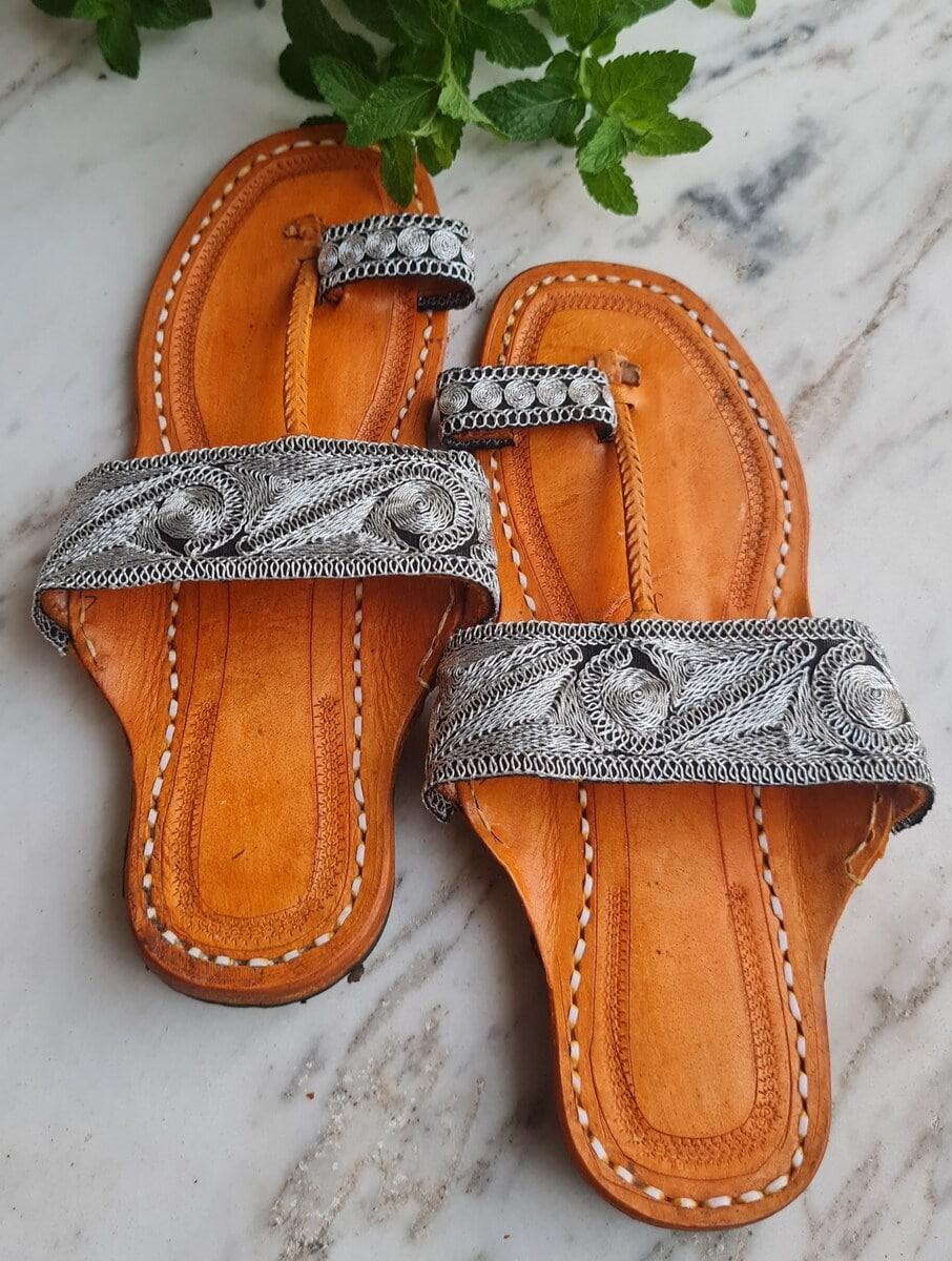 women silver leather embroidered one toe flats kolhapuris
