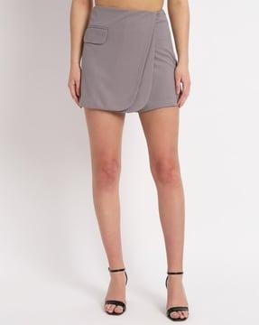 women skorts with flap pocket