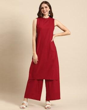 women sleeveless straight kurta set