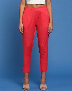 women slim fit pants with insert pockets