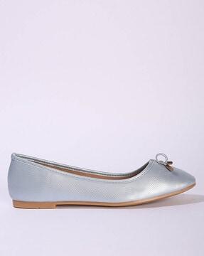 women slip-on ballerinas with bow accent