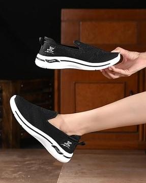 women slip-on casual shoes