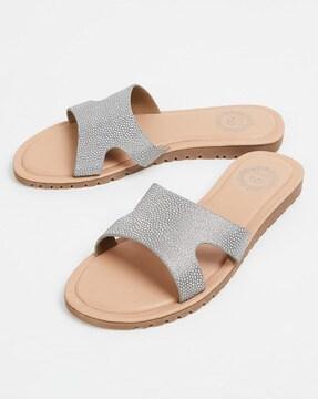 women slip-on flat sandals with cut-out