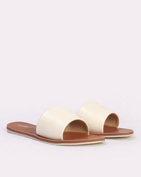 women slip-on flat sandals