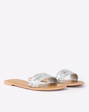 women slip-on flat sandals