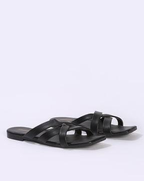 women slip-on flat sandals