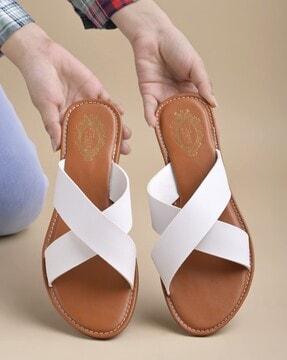 women slip-on flat sandals