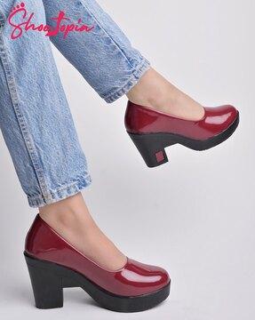 women slip-on heeled pumps