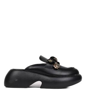 women slip-on mules