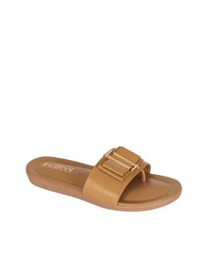 women slip-on round-toe flat sandals