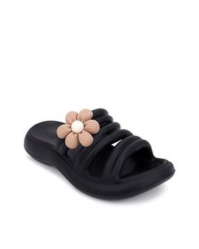 women slip-on round-toe flip flops