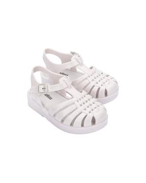 women slip-on sandals with buckle fastening