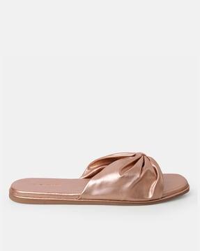 women slip-on sandals with knot accent