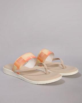 women slip-on sandals