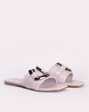 women slip-on sandals