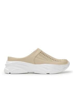 women slip-on shoes