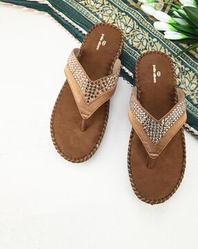 women slip-on slippers