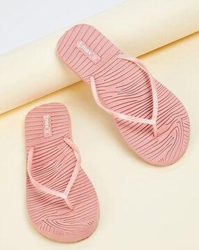 women slip-on thong-strap flip-flops