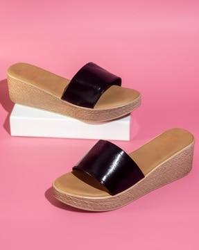 women slip-on wedges